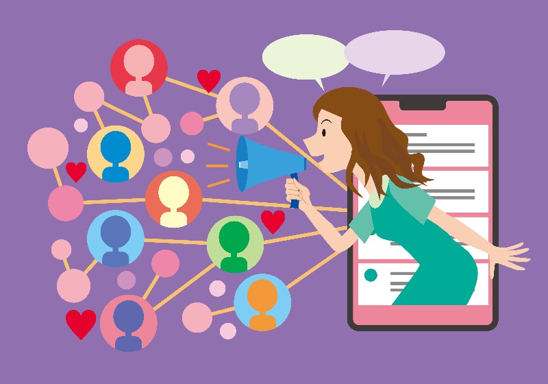 ライブコマースの出演者に適任な人物とは？インフルエンサー起用の注意点も解説