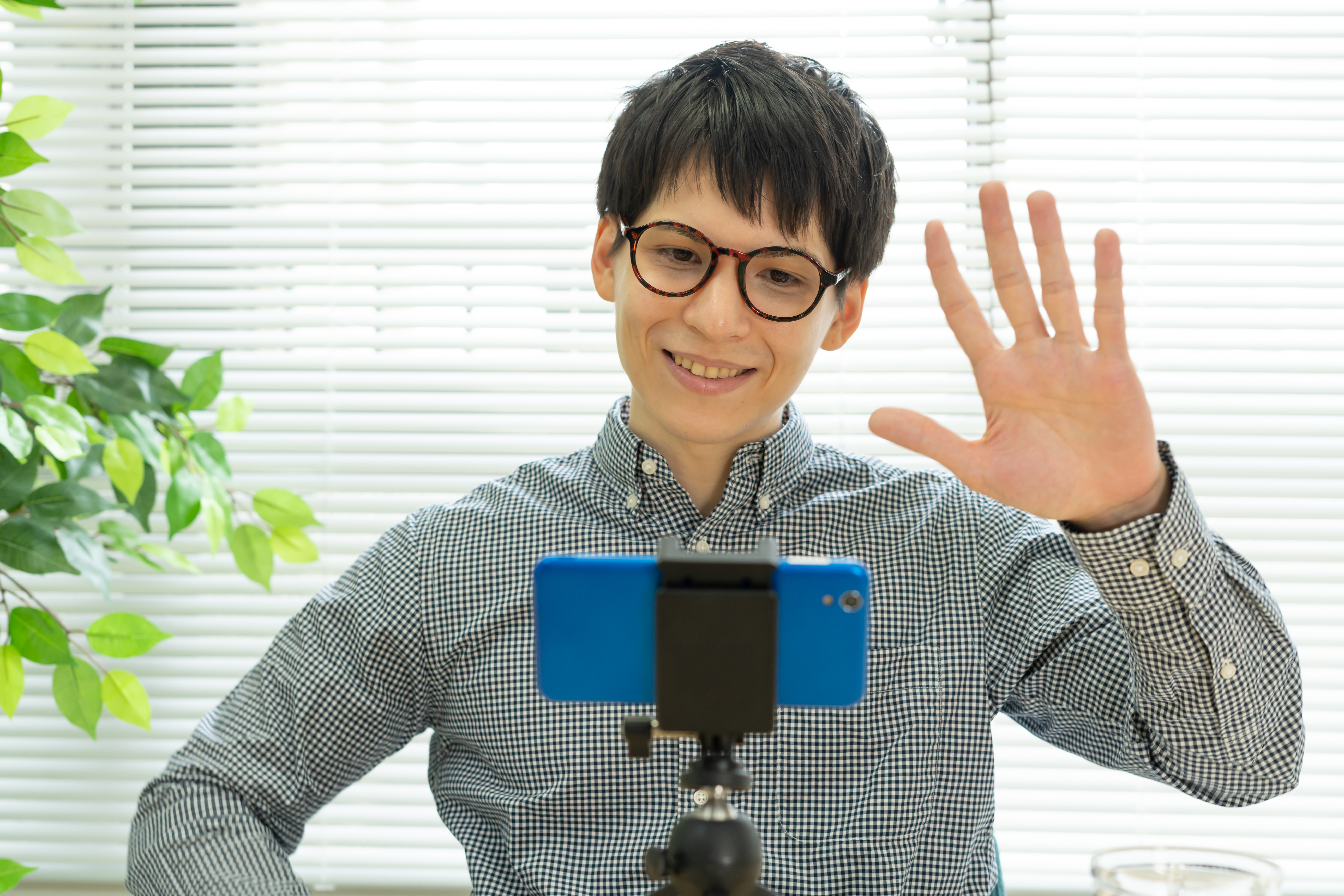 Instagramを活用したライブコマースとは？ポイントや事例を解説